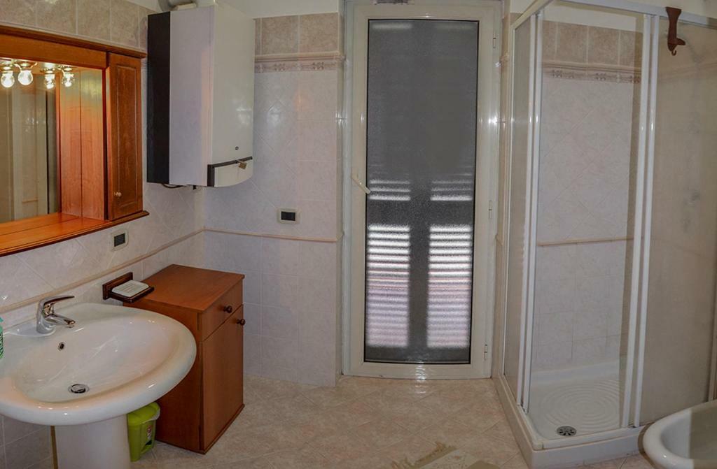 Bed and Breakfast Casa Lieta Субьяко Экстерьер фото