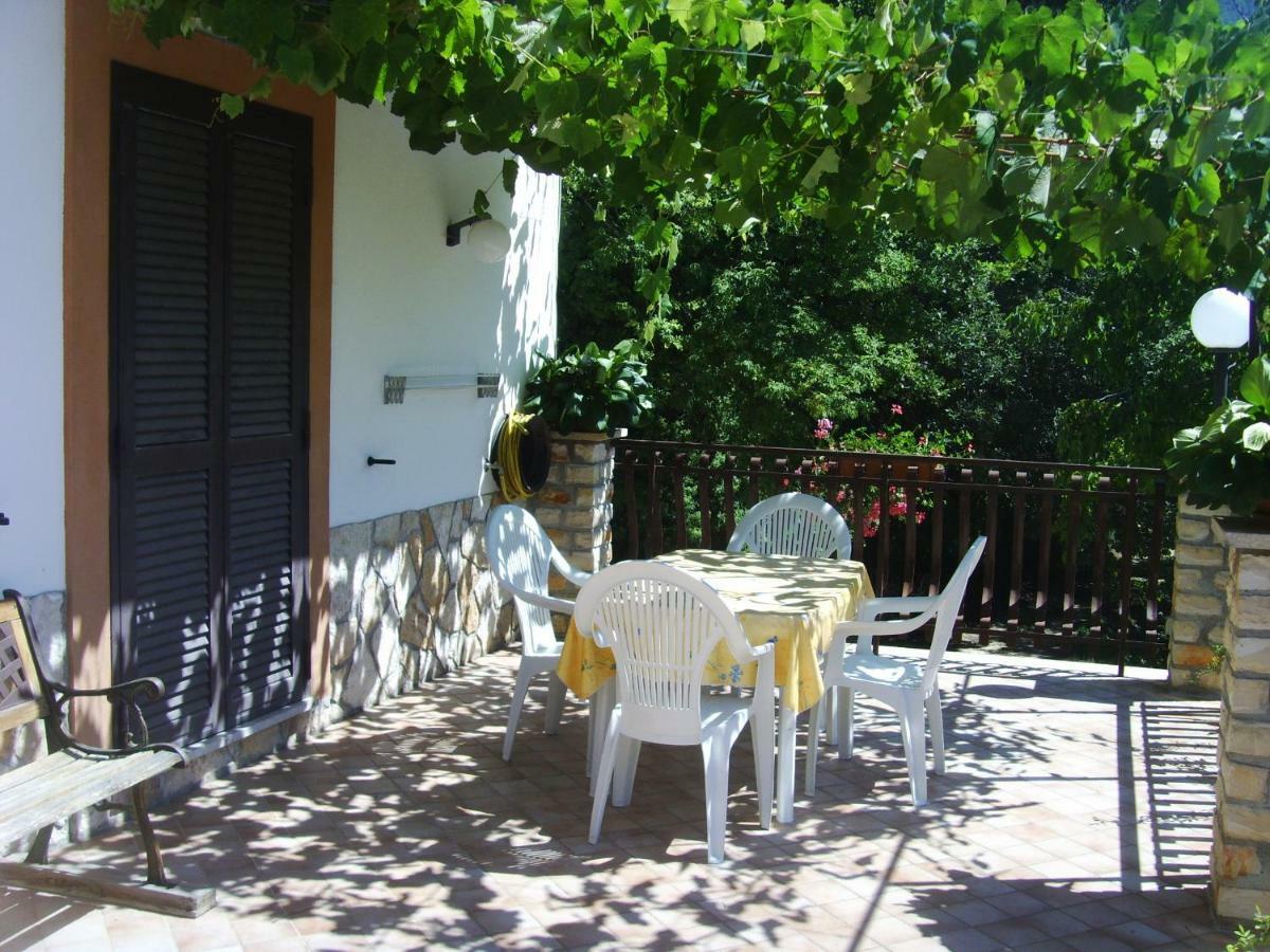 Bed and Breakfast Casa Lieta Субьяко Экстерьер фото