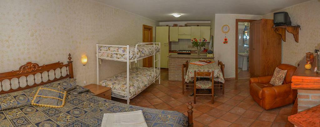 Bed and Breakfast Casa Lieta Субьяко Экстерьер фото