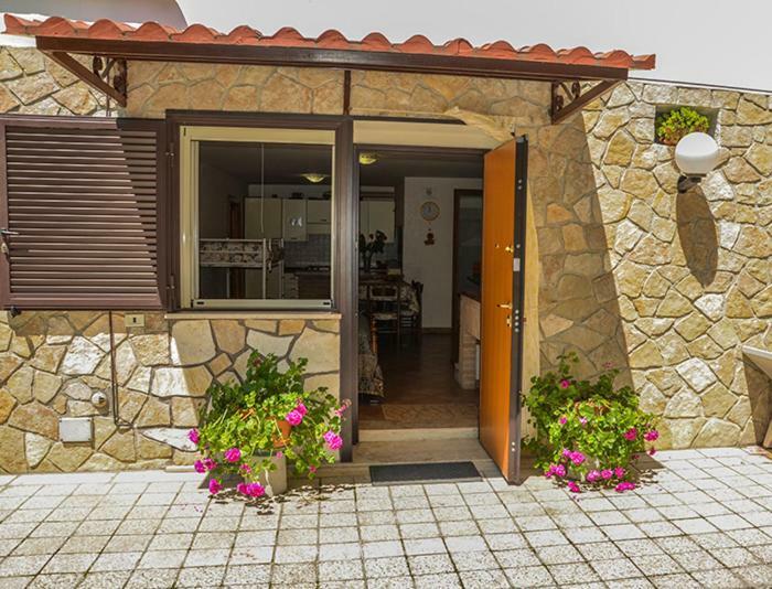 Bed and Breakfast Casa Lieta Субьяко Экстерьер фото